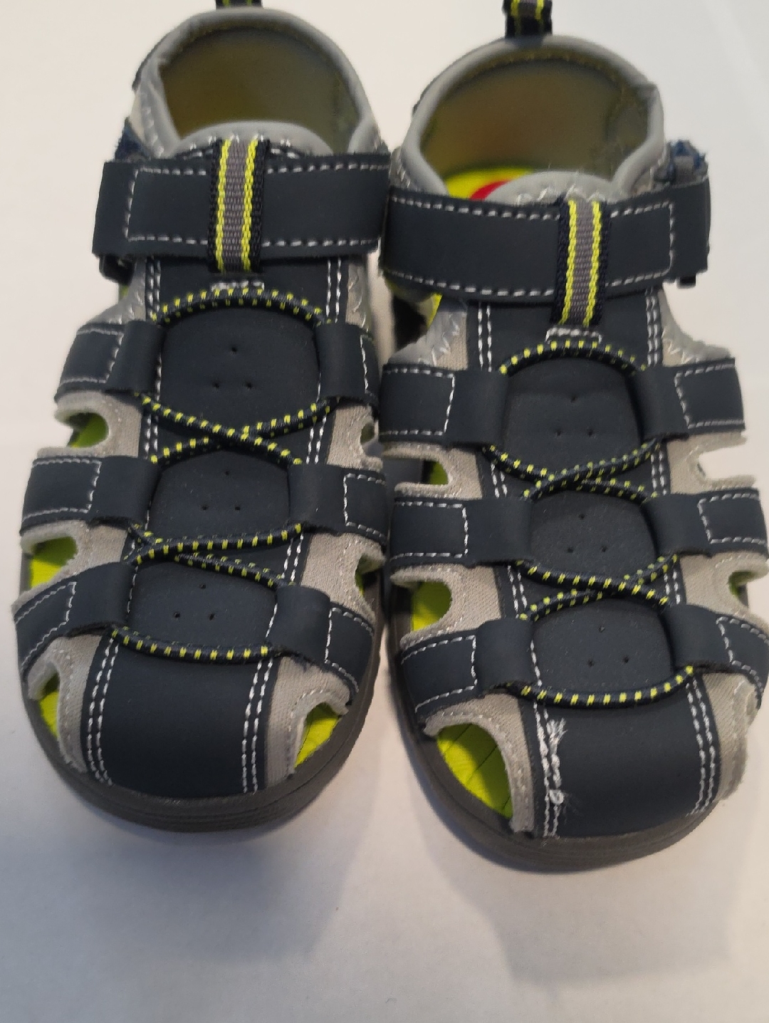Eddie Bauer T Closed-Toe Sandals